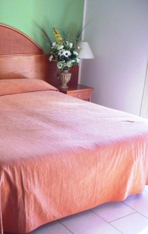Hotel Florida Tirrenia Zimmer foto